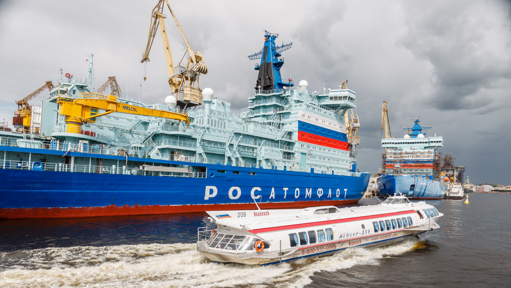 «Росатом» и «Норникель» договорились о проводке судов по Севморпути: итоги Дня Арктики